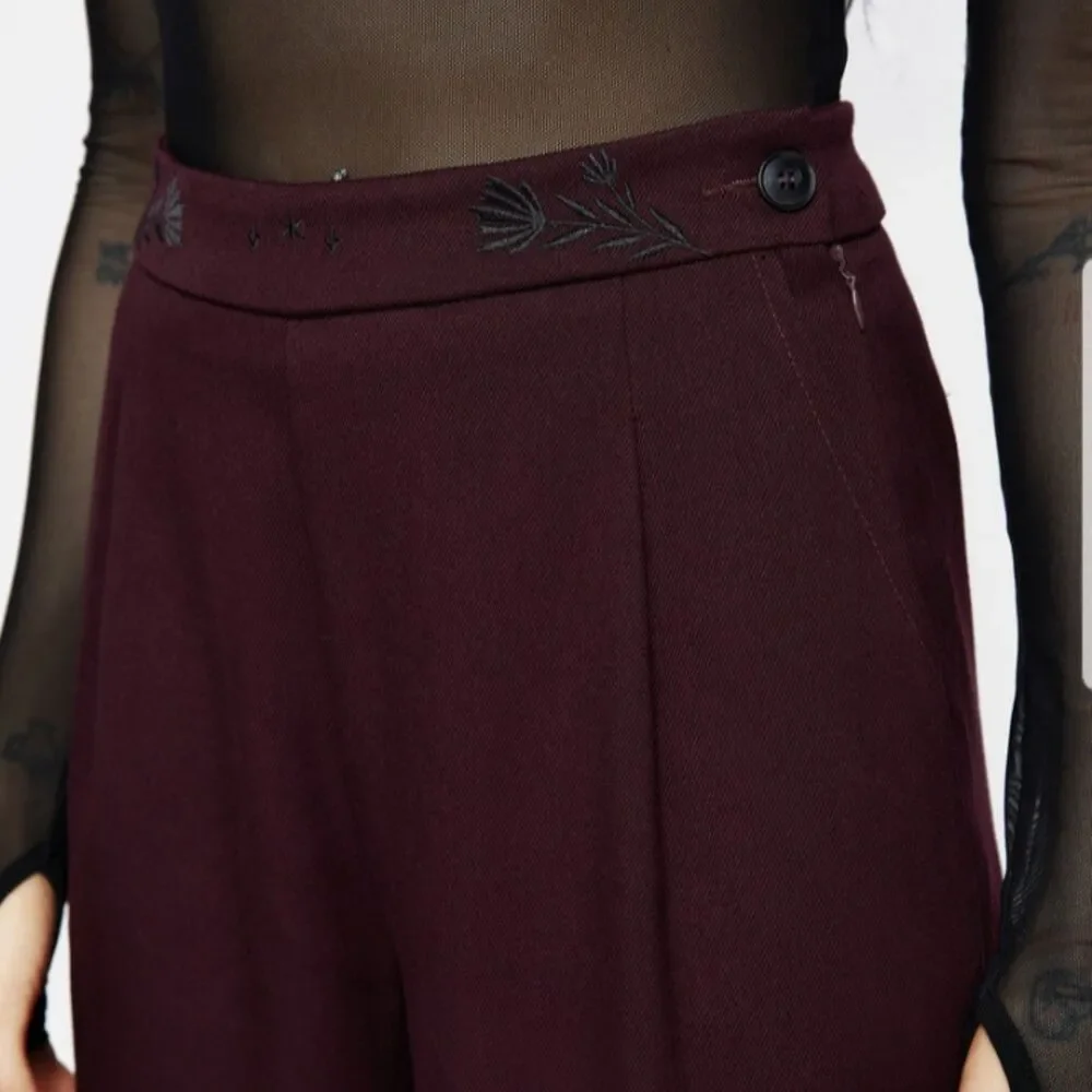 NWT Disturbia Floral Embroidered Balloon Trouser Purple Women's 8 - Picture 3 of 10